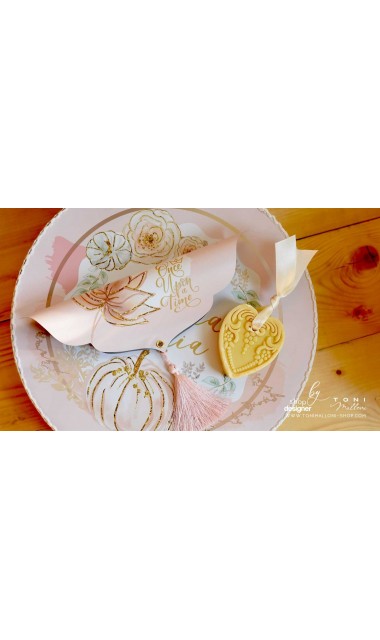 Trusou botez cu zana gold Tinkerbell si dovleci aurii cu somon si verde menta 15
